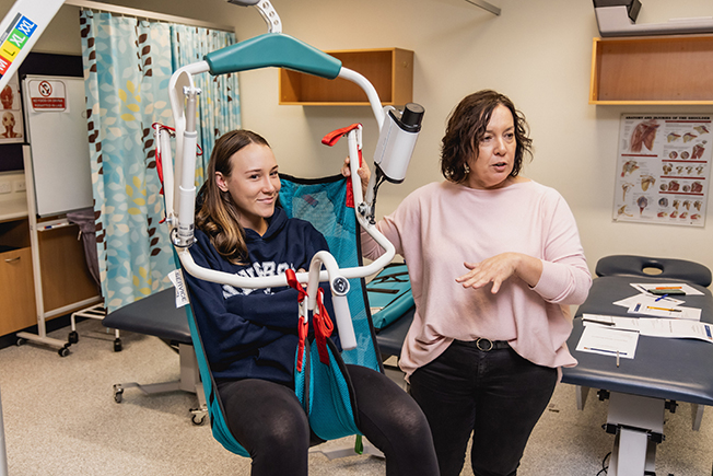 Edith Cowan University Manual Handling Equipment Training for Occupational Therapy Students