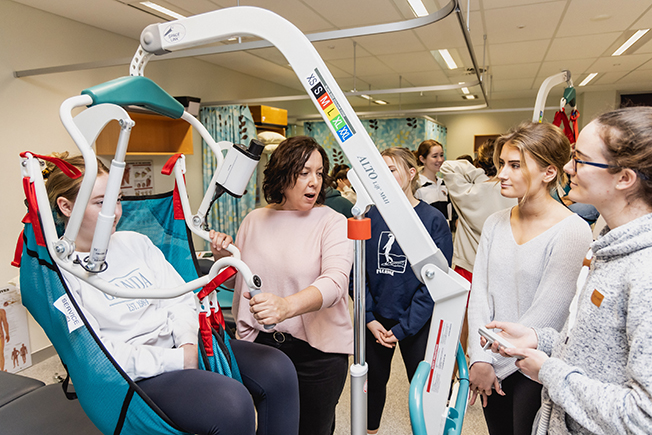 Edith Cowan University Manual Handling Equipment Training for Occupational Therapy Students