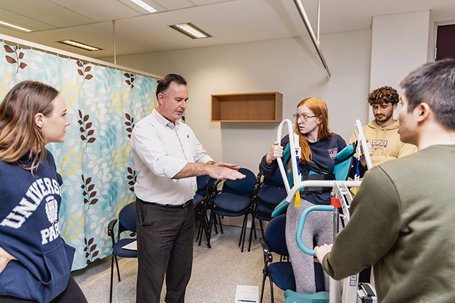 Edith Cowan University Manual Handling Equipment Training for Occupational Therapy Students